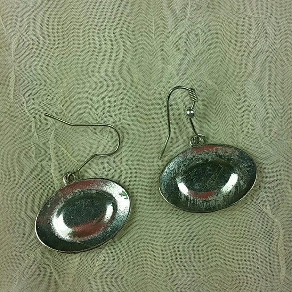 Vintage Sterling Silver Plated Howlite Turquoise Blue Stone Pierced Earrings - Picture 2 of 2